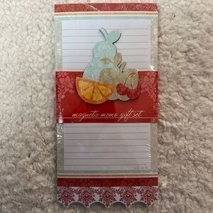 C.R. Gibson "Fruit" Magnetic Memo Notepad + Magnet Gift Set